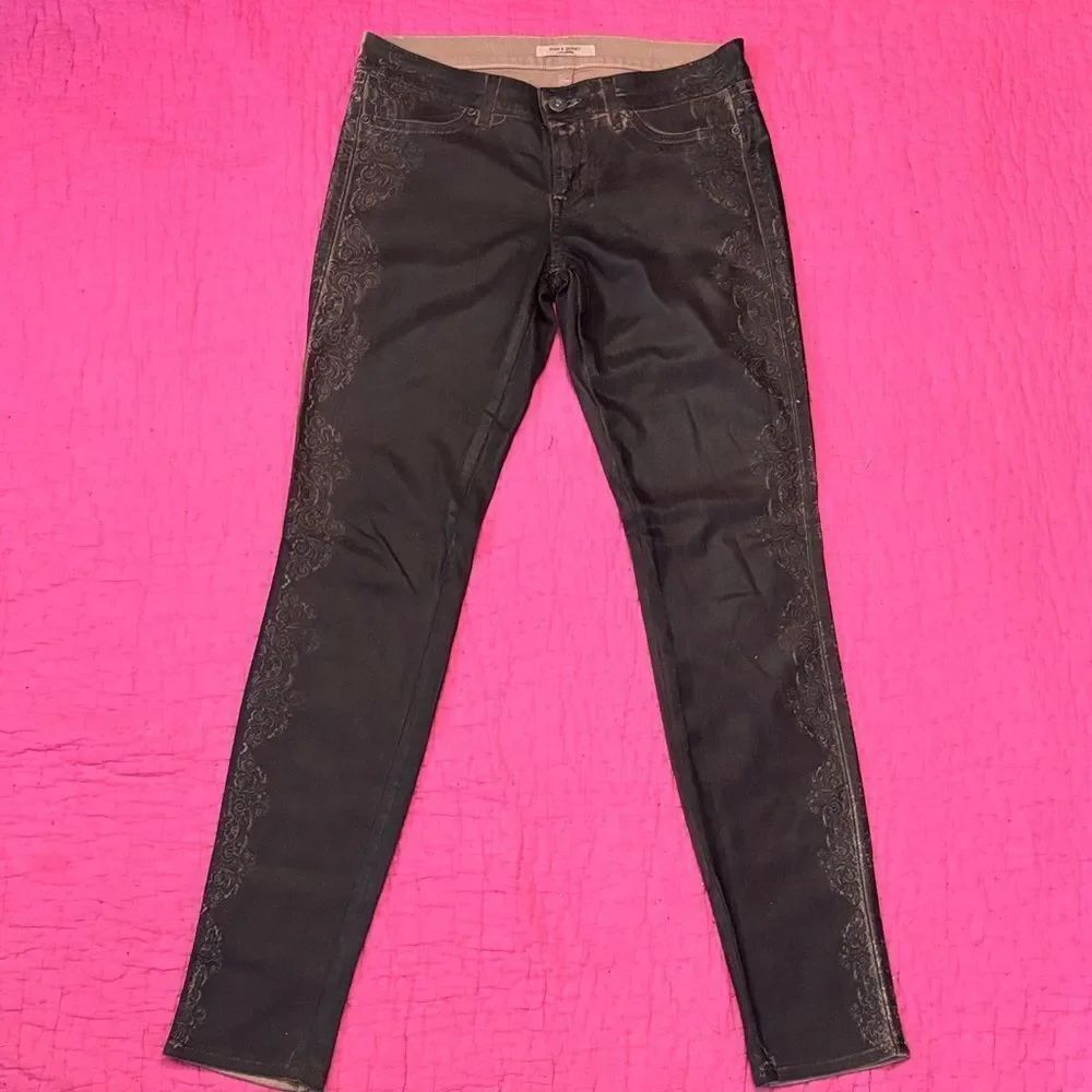 Rich & Skinny Women's dark brown waxed skinny Jeans, size 26